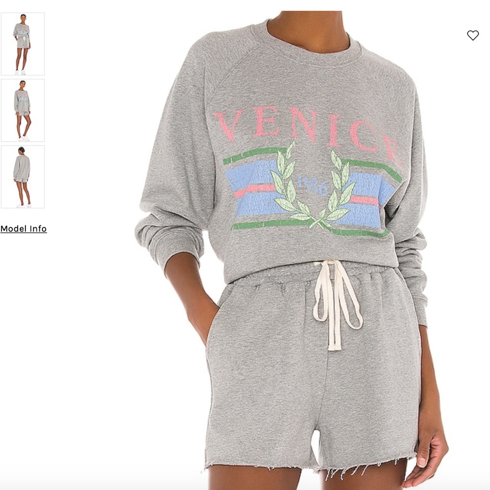 REVOLVE SET SWEATSHIRT AND SHORTS XS